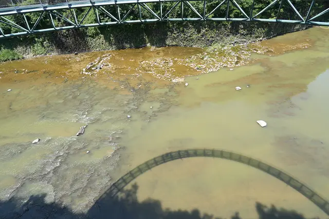 The rocky bed of the Hantan River seen from a bridge